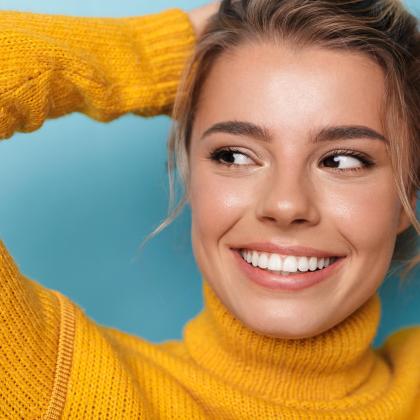 Az ínymosoly kezelése: hogyan hozható helyre a gummy smile?