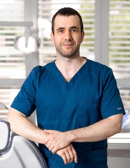 Dr. Malasics Gábor - Fogorvos Dr. Malasics Gábor - Fogorvos