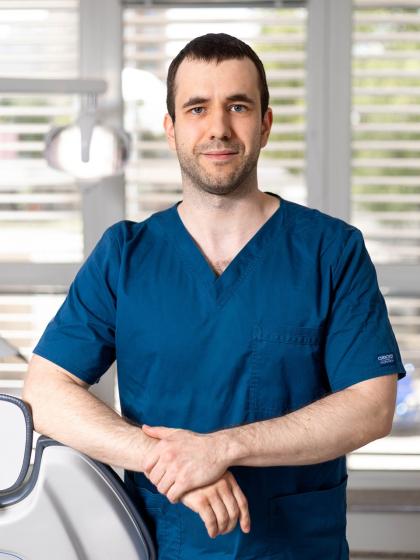 Dr. Malasics Gábor - Fogorvos